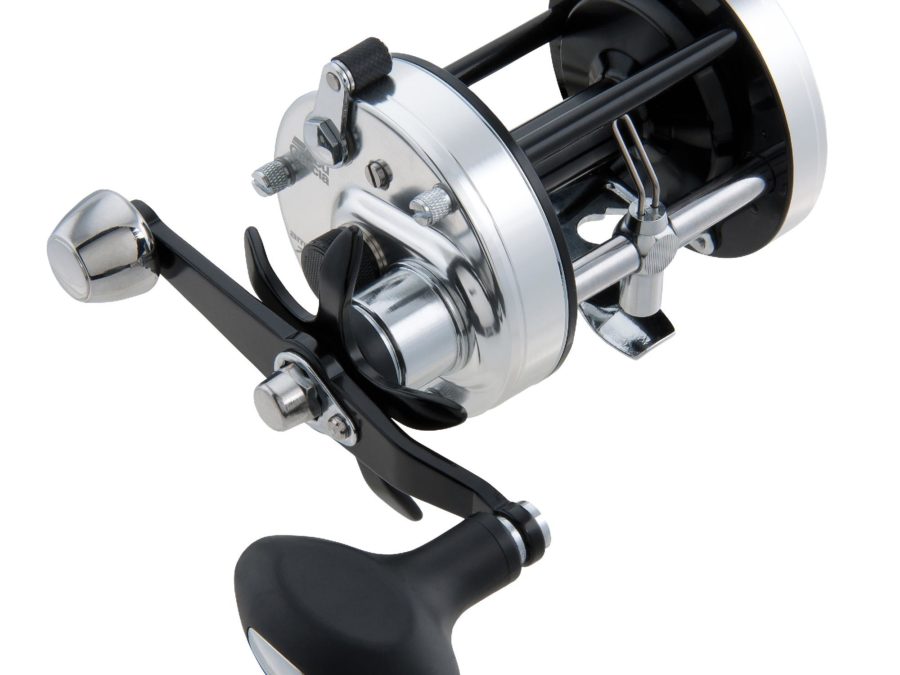 Ambassadeur 7000 C3 Baitcast Round Reel 4.1:1 Gear Ratio 3 Bearings, RH