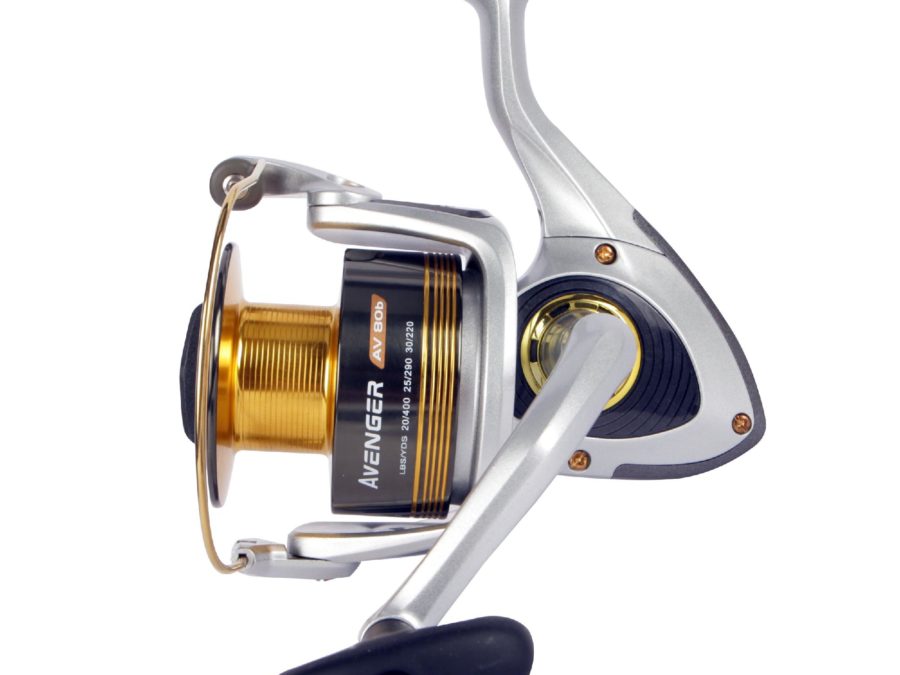 Avenger B Series Reel – 4.8:1 Gear Ratio, 6BB + 1RB Bearings, 22 lb Max Drag, 40″ Line Retrieve